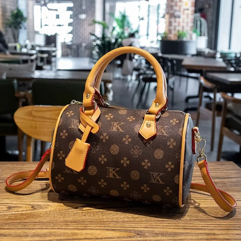 Luxury Brand Mini Handbag with High Texture and Temperament Casual Printed Letter Crossbody Bag